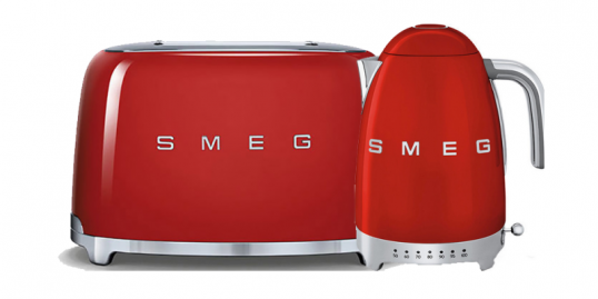 Акция до 10 марта 2018 г.: при покупке любого чайника SMEG скидка на тостер 50%!